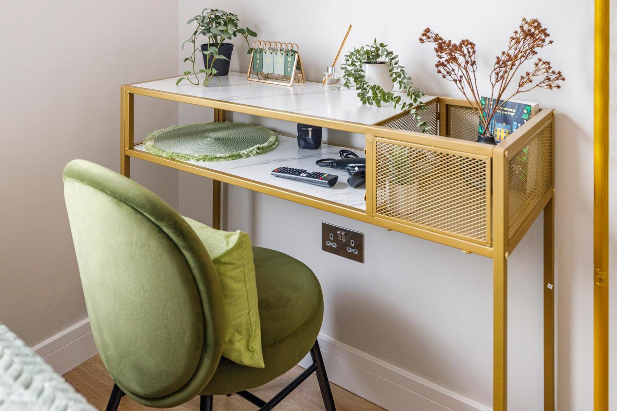 Urban Oasis Modern Minimalist London